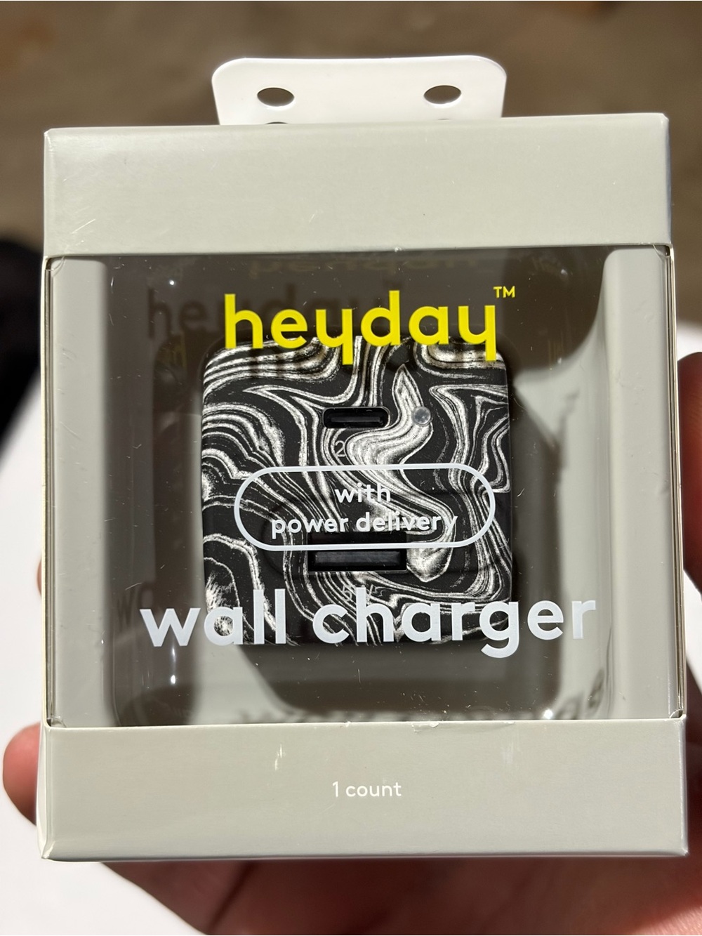 heyday Black & White Marble USB-C Wall Charger